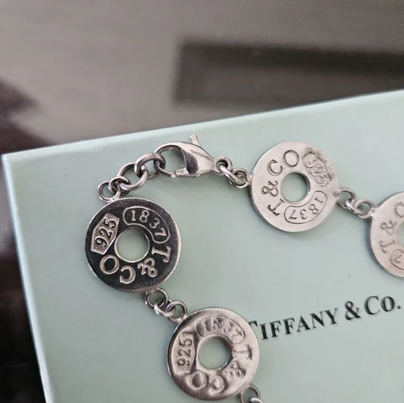 Tiffany & Co. RARE 1837 Circle Link Bracelet in 925 Sterling Silver. - Picture 2 of 3